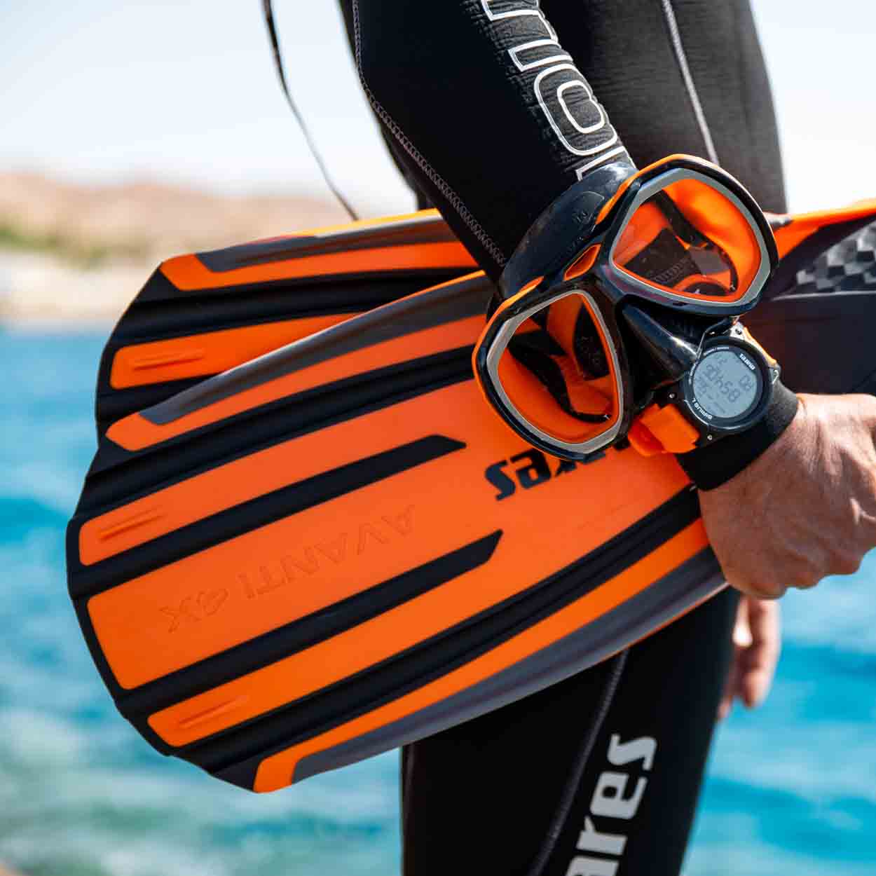 mares-avanti-4x-flosse - waterloverz.com Onlineshop für Tauchen, Schnorcheln, Schwimmen